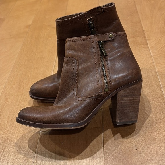 Lucky Brand leather western ankle boots booties brown 7.5 - Picture 2 of 8